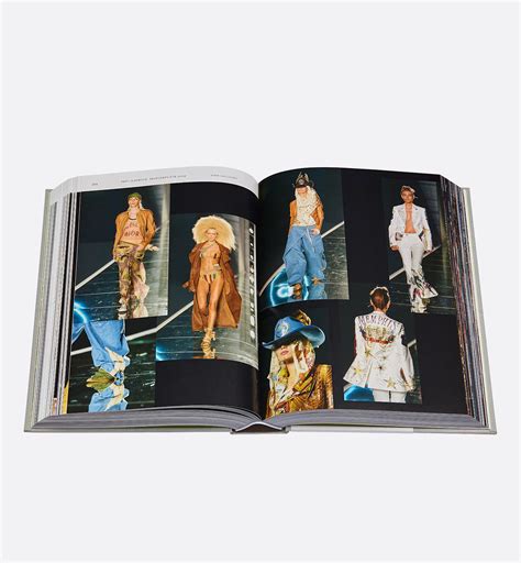 dior catwalk buch
